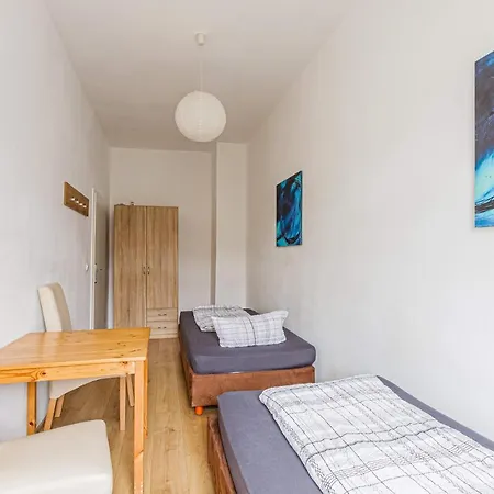 Apartamento Monteurwohnung In *