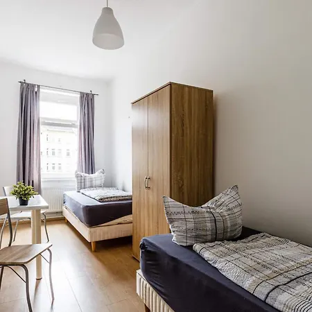 Monteurwohnung In *