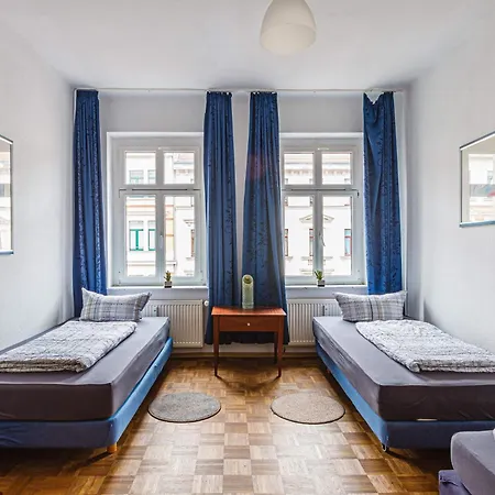 Apartment Enjoy Your With Dkn - Mon-sun - Late Night Check-in - Multilanguage - Near Railway Station - Witamy Serdecznie