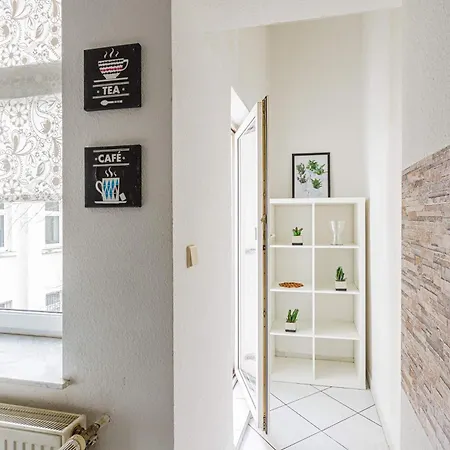 Enjoy Your With Dkn - Mon-sun - Late Night Check-in - Multilanguage - Near Railway Station - Witamy Serdecznie Apartment Leipzig